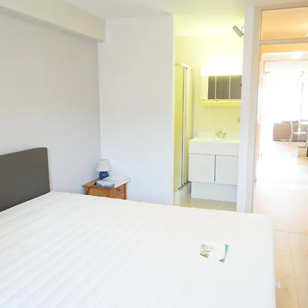 Attic In By The Beach, Cleaning Included * Nieuwpoort