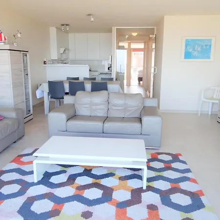 Lägenhet Attic In By The Beach, Cleaning Included *